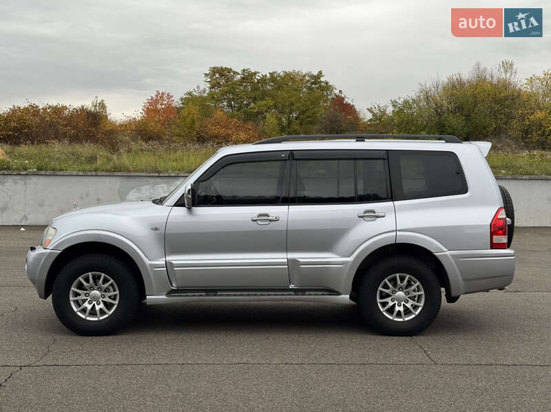 Внедорожник / Кроссовер Mitsubishi Pajero 2007 в Мукачево