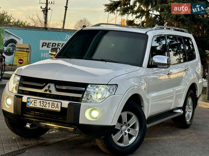 Внедорожник / Кроссовер Mitsubishi Pajero 2008 в Днепре фото 4 Внедорожник / Кроссовер Mitsubishi Pajero 2008 в Днепре