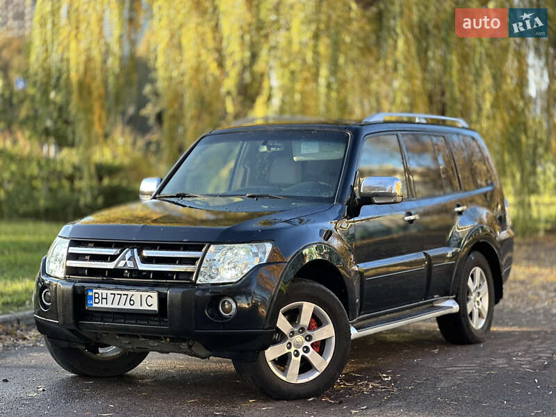Внедорожник / Кроссовер Mitsubishi Pajero 2007 в Киеве