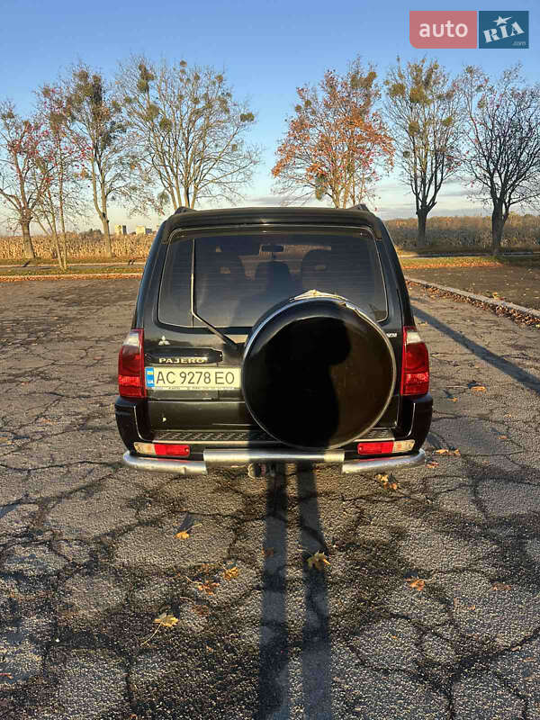 Внедорожник / Кроссовер Mitsubishi Pajero 2005 в Владимире