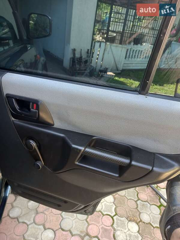 Позашляховик / Кросовер Mitsubishi Pajero 2002 в Новоселиці фото 12 Позашляховик / Кросовер Mitsubishi Pajero 2002 в Новоселиці