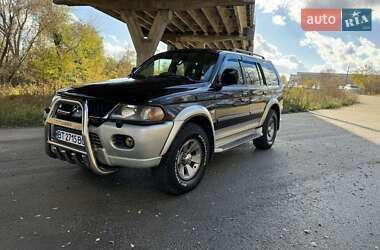 Позашляховик / Кросовер Mitsubishi Pajero 2004 в Дніпрі
