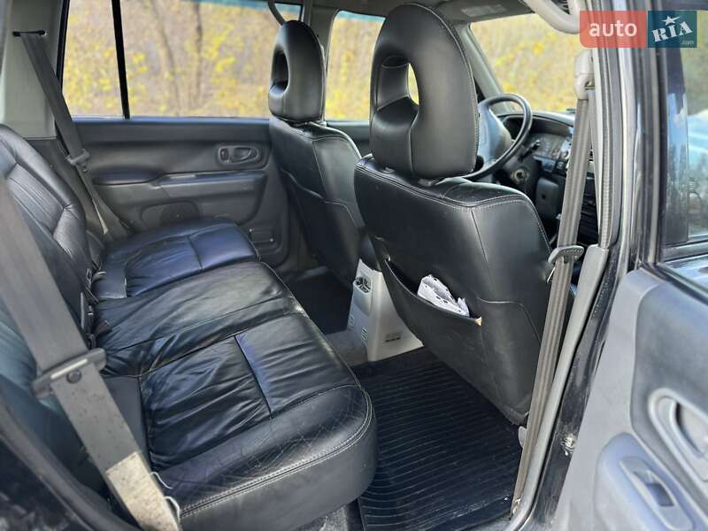Внедорожник / Кроссовер Mitsubishi Pajero 2004 в Днепре