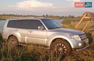 Внедорожник / Кроссовер Mitsubishi Pajero 2007 в Полтаве