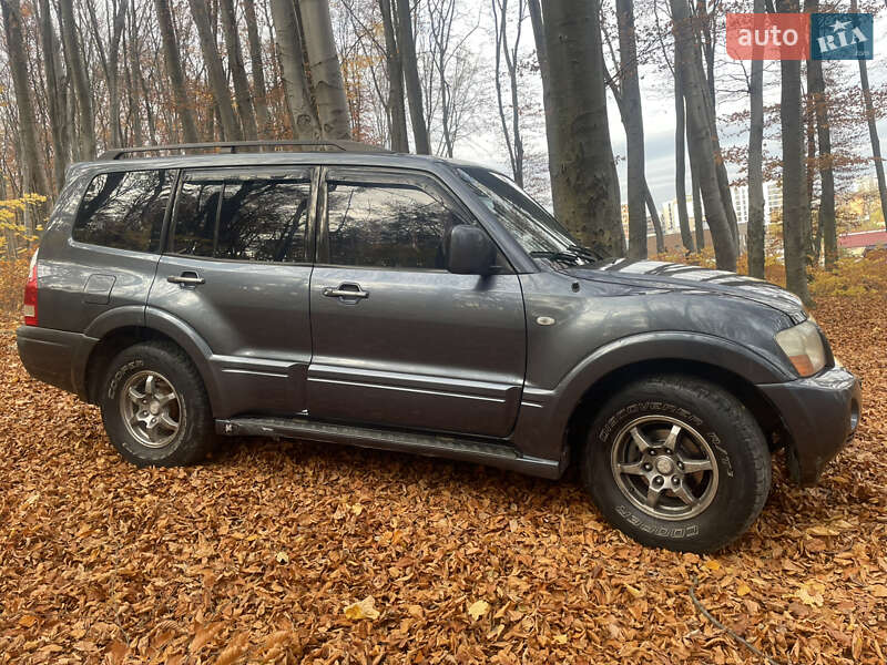 Внедорожник / Кроссовер Mitsubishi Pajero 2006 в Львове