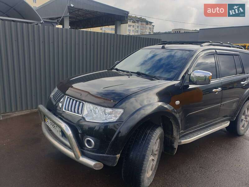 Позашляховик / Кросовер Mitsubishi Pajero 2011 в Стрию фото 6 Позашляховик / Кросовер Mitsubishi Pajero 2011 в Стрию