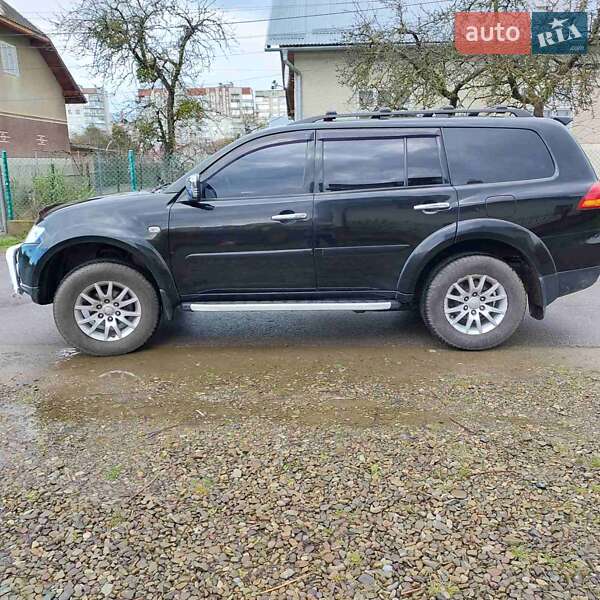 Позашляховик / Кросовер Mitsubishi Pajero 2011 в Стрию фото 3 Позашляховик / Кросовер Mitsubishi Pajero 2011 в Стрию