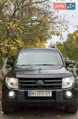 Позашляховик / Кросовер Mitsubishi Pajero 2006 в Чорноморську