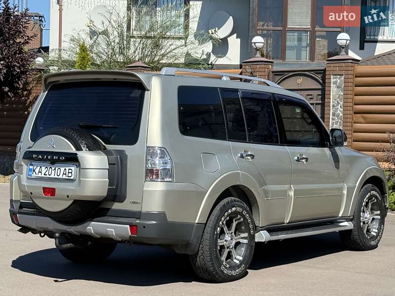 Внедорожник / Кроссовер Mitsubishi Pajero 2008 в Борисполе фото 47 Внедорожник / Кроссовер Mitsubishi Pajero 2008 в Борисполе