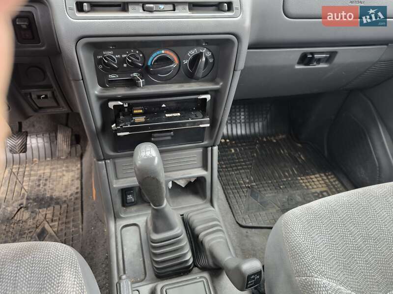 Позашляховик / Кросовер Mitsubishi Pajero 2004 в Харкові фото 10 Позашляховик / Кросовер Mitsubishi Pajero 2004 в Харкові