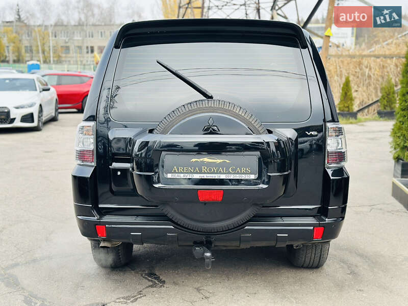 Внедорожник / Кроссовер Mitsubishi Pajero 2007 в Харькове