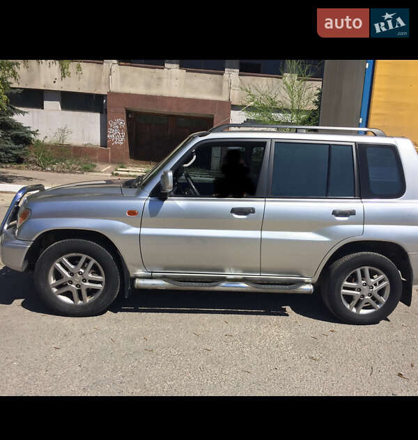 Внедорожник / Кроссовер Mitsubishi Pajero 2002 в Днепре