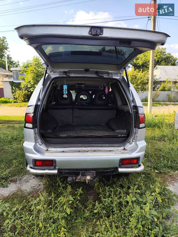 Внедорожник / Кроссовер Mitsubishi Pajero 2006 в Ольгополе