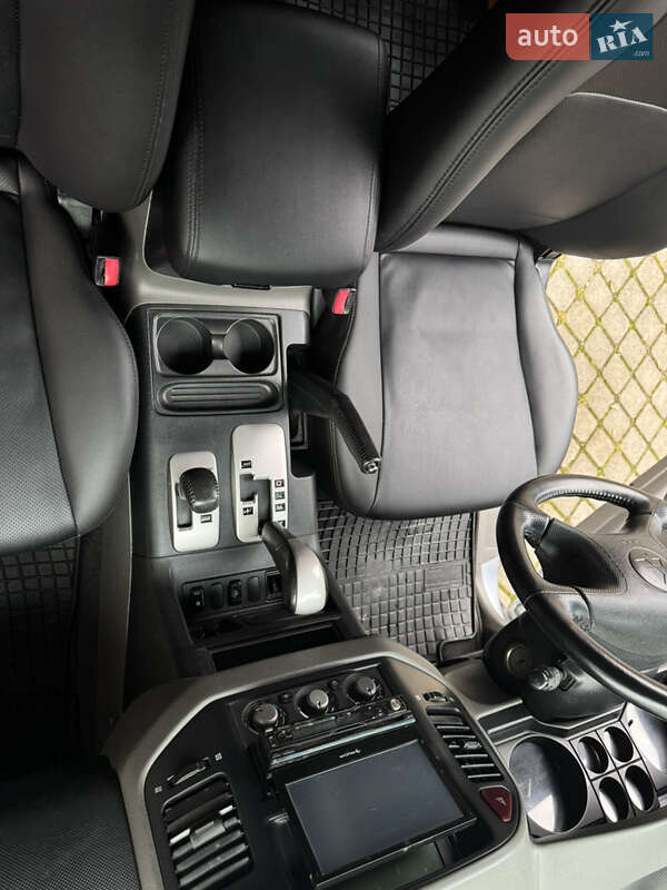 Позашляховик / Кросовер Mitsubishi Pajero 2003 в Чорткові