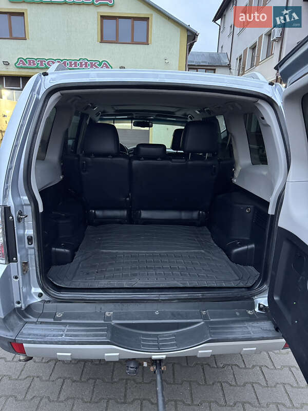 Внедорожник / Кроссовер Mitsubishi Pajero 2007 в Мостиске