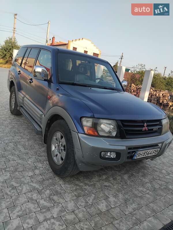 Внедорожник / Кроссовер Mitsubishi Pajero 2000 в Одессе