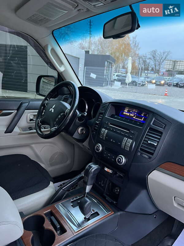 Позашляховик / Кросовер Mitsubishi Pajero 2007 в Білій Церкві