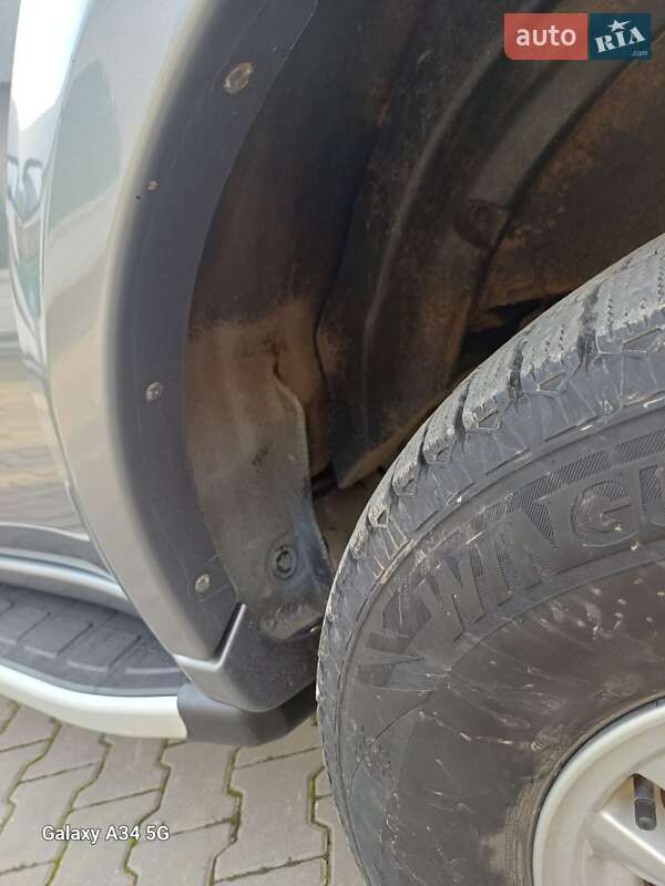 Позашляховик / Кросовер Mitsubishi Pajero 2013 в Чернівцях фото 24 Позашляховик / Кросовер Mitsubishi Pajero 2013 в Чернівцях