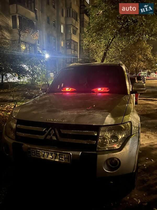 Внедорожник / Кроссовер Mitsubishi Pajero 2007 в Николаеве фото 15 Внедорожник / Кроссовер Mitsubishi Pajero 2007 в Николаеве