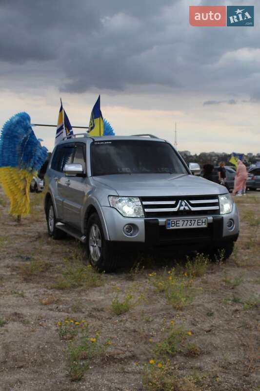 Внедорожник / Кроссовер Mitsubishi Pajero 2007 в Николаеве фото 17 Внедорожник / Кроссовер Mitsubishi Pajero 2007 в Николаеве