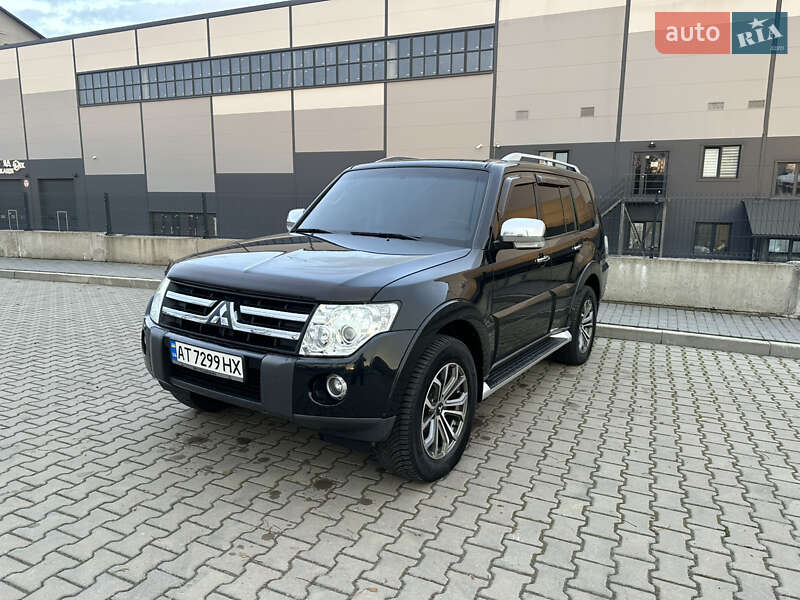 Позашляховик / Кросовер Mitsubishi Pajero 2008 в Івано-Франківську
