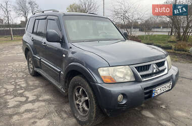 Позашляховик / Кросовер Mitsubishi Pajero 2006 в Львові