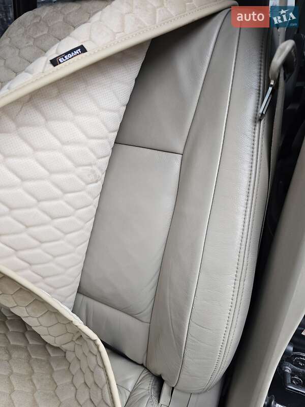 Позашляховик / Кросовер Mitsubishi Pajero 2007 в Харкові