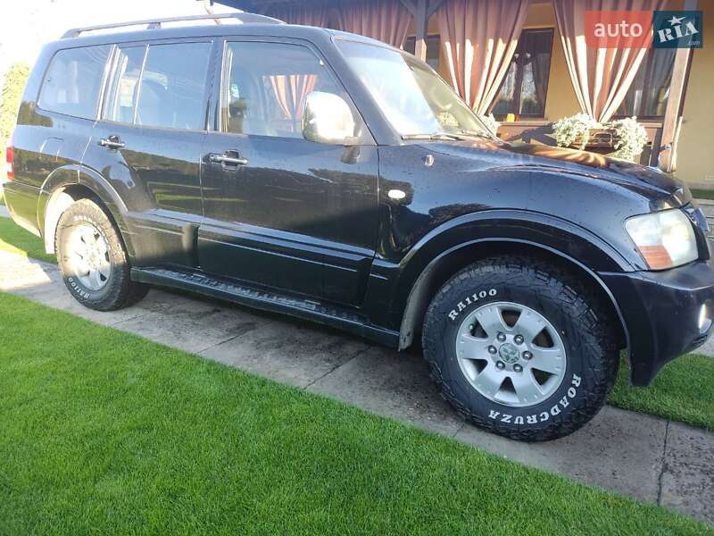 Внедорожник / Кроссовер Mitsubishi Pajero 2006 в Смеле