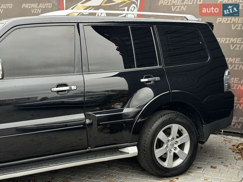 Внедорожник / Кроссовер Mitsubishi Pajero 2007 в Виннице