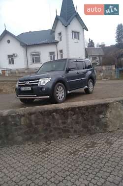 Внедорожник / Кроссовер Mitsubishi Pajero 2008 в Путиле