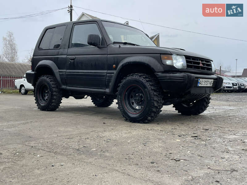 Внедорожник / Кроссовер Mitsubishi Pajero 1999 в Солотвине