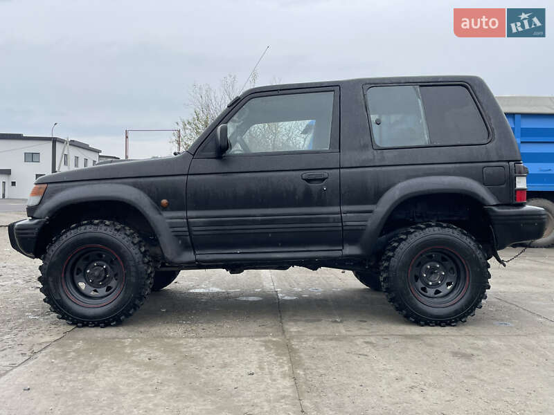 Внедорожник / Кроссовер Mitsubishi Pajero 1999 в Солотвине