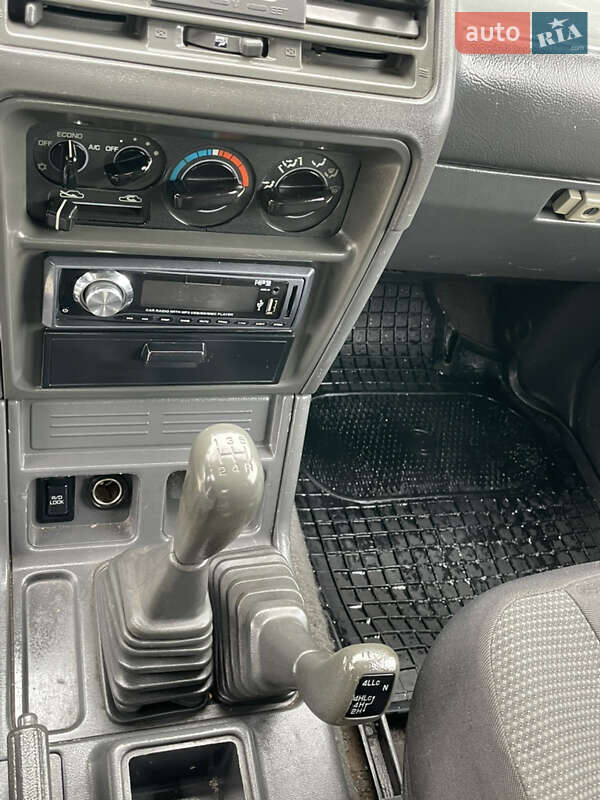 Внедорожник / Кроссовер Mitsubishi Pajero 1999 в Солотвине