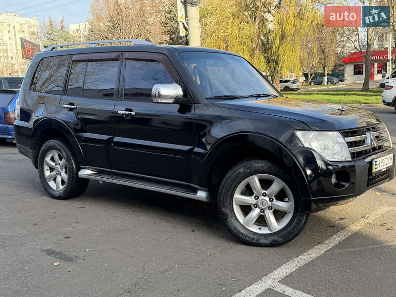 Позашляховик / Кросовер Mitsubishi Pajero 2007 в Одесі