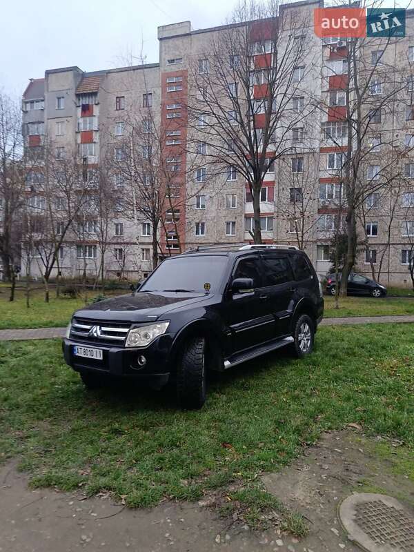 Mitsubishi Pajero 2007