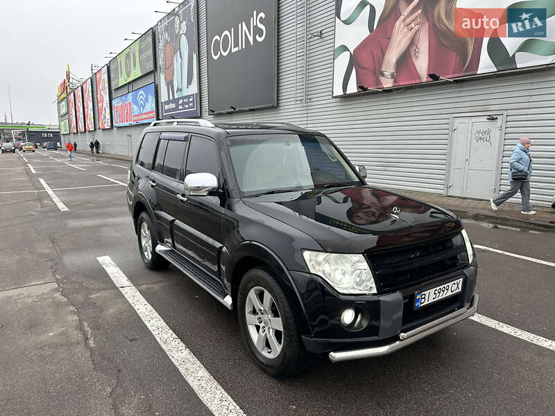 Внедорожник / Кроссовер Mitsubishi Pajero 2007 в Полтаве