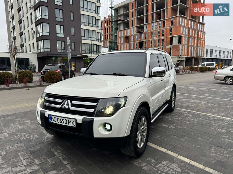 Внедорожник / Кроссовер Mitsubishi Pajero 2007 в Львове
