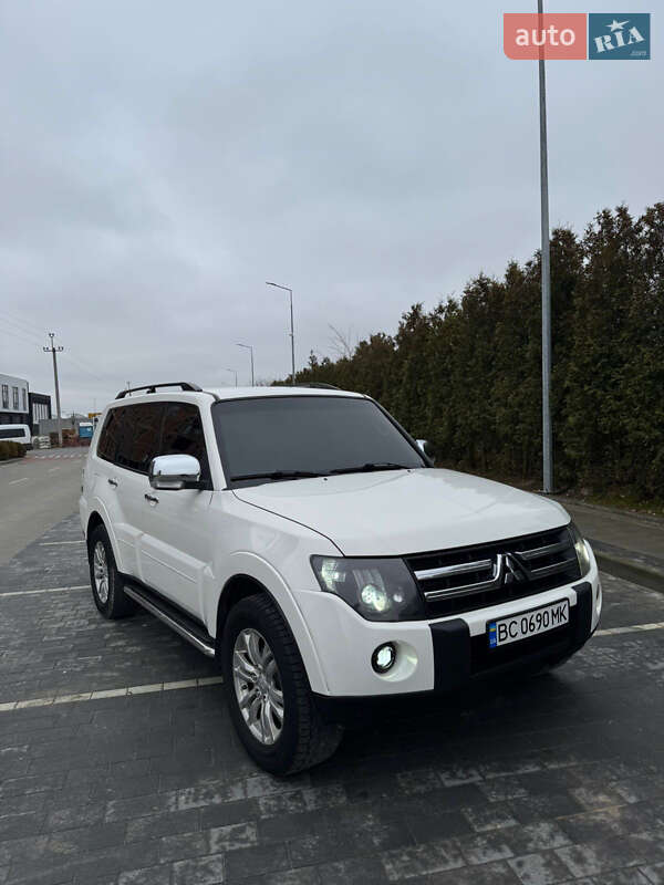 Внедорожник / Кроссовер Mitsubishi Pajero 2007 в Львове