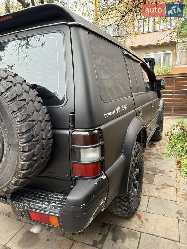 Позашляховик / Кросовер Mitsubishi Pajero 1996 в Івано-Франківську