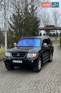 Внедорожник / Кроссовер Mitsubishi Pajero 2005 в Черновцах