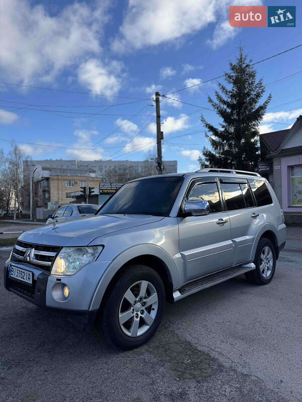 Mitsubishi Pajero 2007