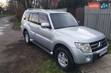 Внедорожник / Кроссовер Mitsubishi Pajero 2007 в Харькове