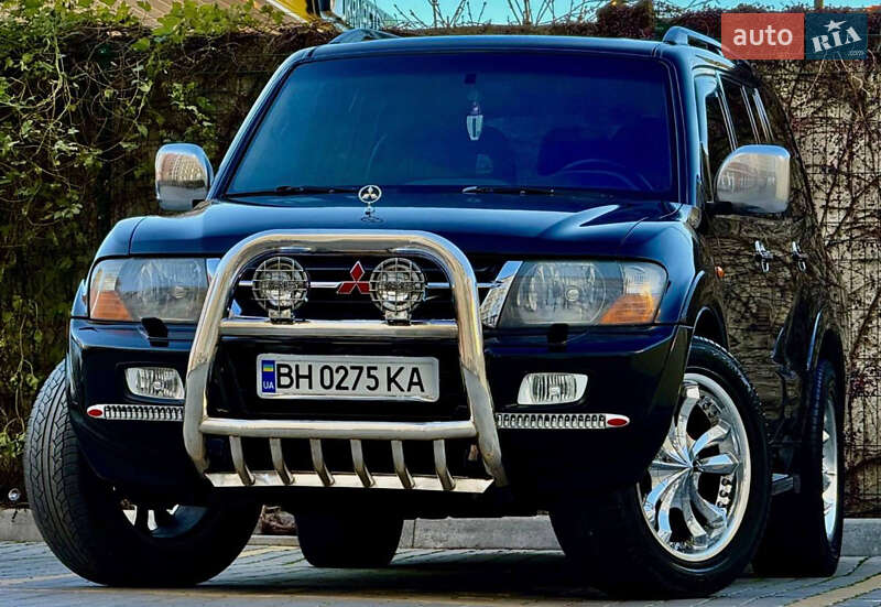 Mitsubishi Pajero 2002