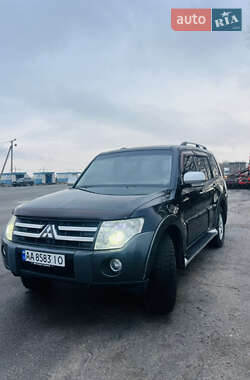 Позашляховик / Кросовер Mitsubishi Pajero 2007 в Сосницях