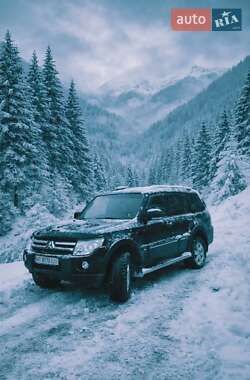 Позашляховик / Кросовер Mitsubishi Pajero 2007 в Івано-Франківську