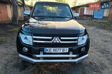 Позашляховик / Кросовер Mitsubishi Pajero 2008 в Кривому Розі