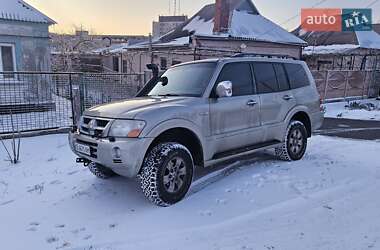 Внедорожник / Кроссовер Mitsubishi Pajero 2007 в Кривом Роге