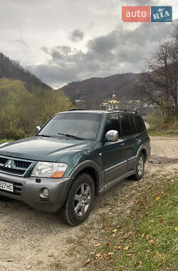 Позашляховик / Кросовер Mitsubishi Pajero 2006 в Смизі