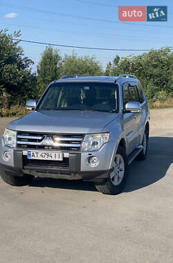 Внедорожник / Кроссовер Mitsubishi Pajero 2008 в Коломые