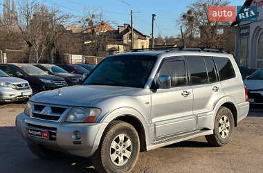 Внедорожник / Кроссовер Mitsubishi Pajero 2005 в Виннице